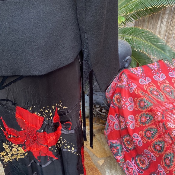 ▪️▪️PAULE VASSEUR BLACK W/LACE-N-VELVET TIES AT WRIST▪️▪️ - Picture 5 of 10